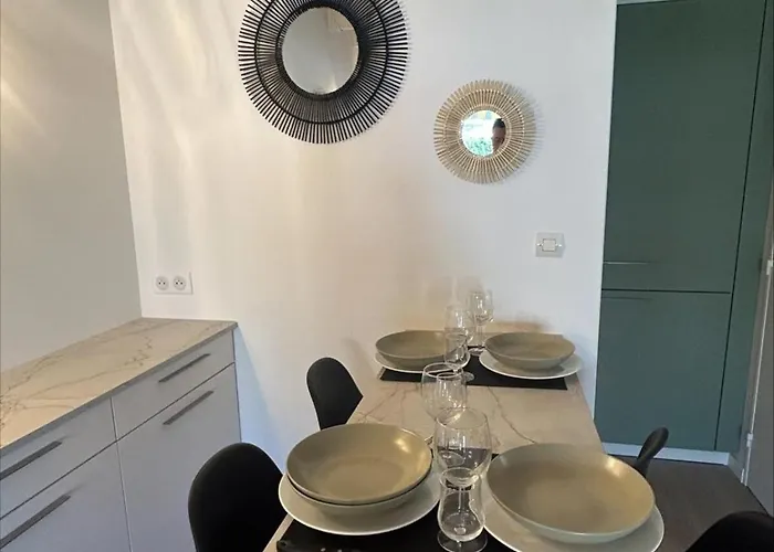 The Beachside Coquette *