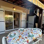 The Beachside Coquette Tatil Evi Frontignan