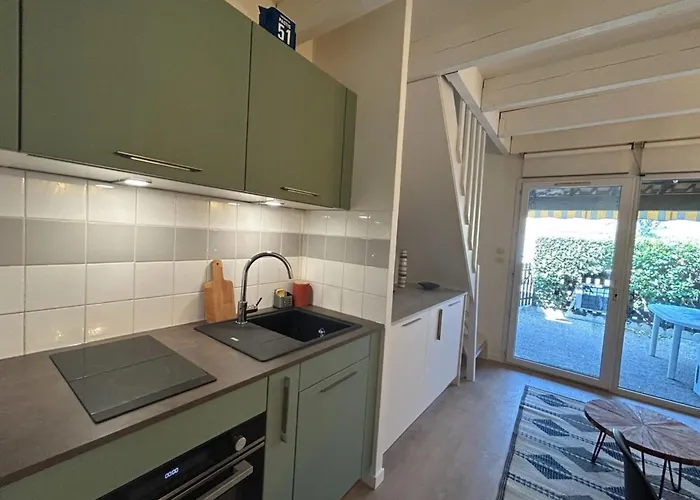 The Beachside Coquette